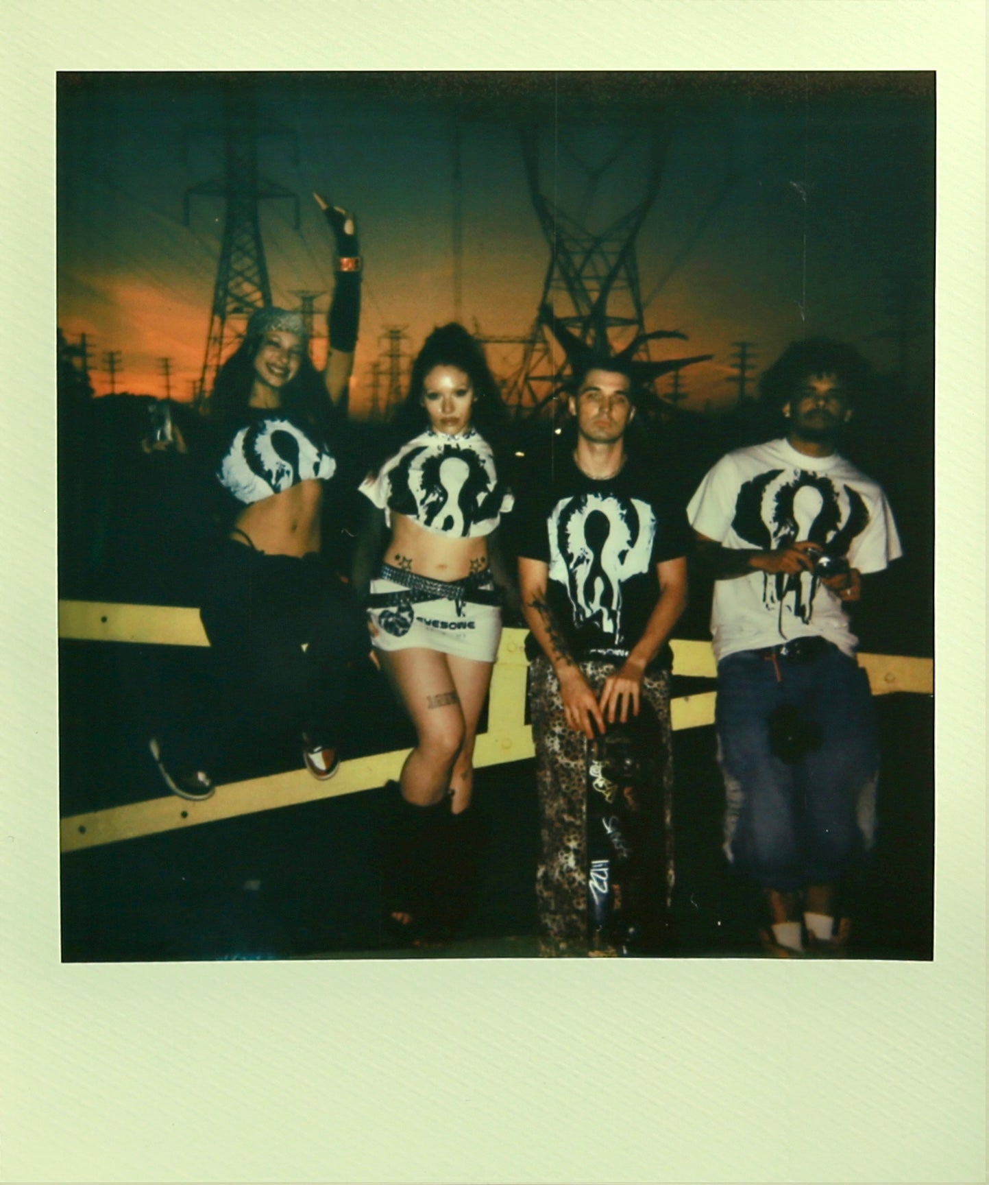 EYESOWE TEE - WHITE